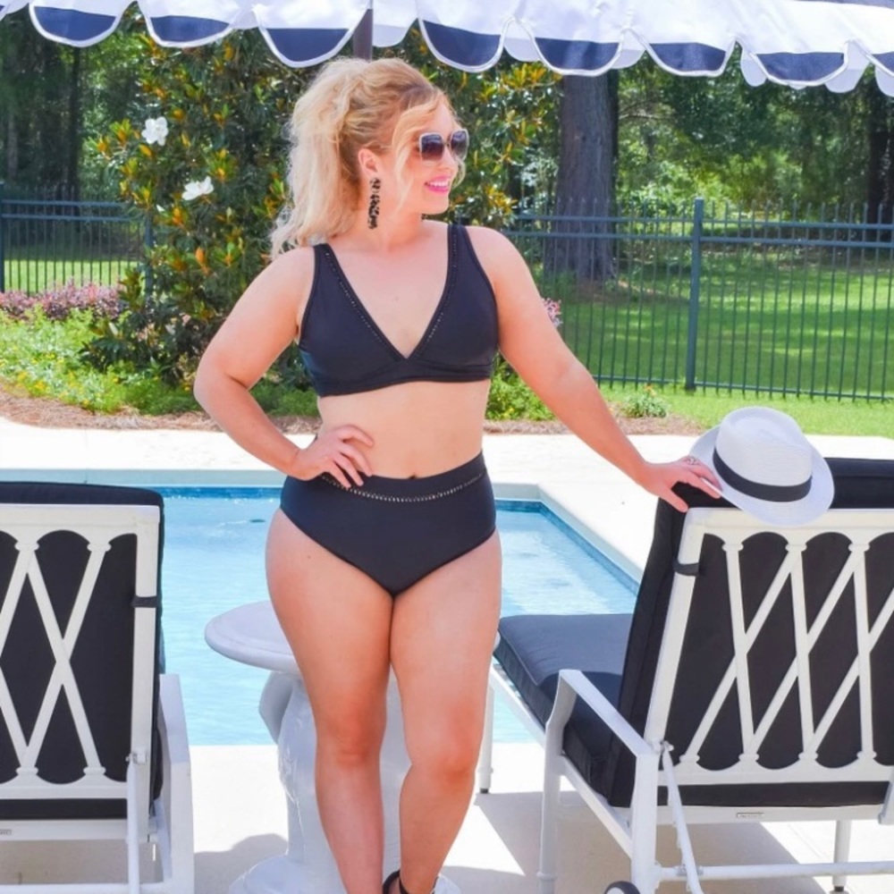 Beautiful black bikini!  XL